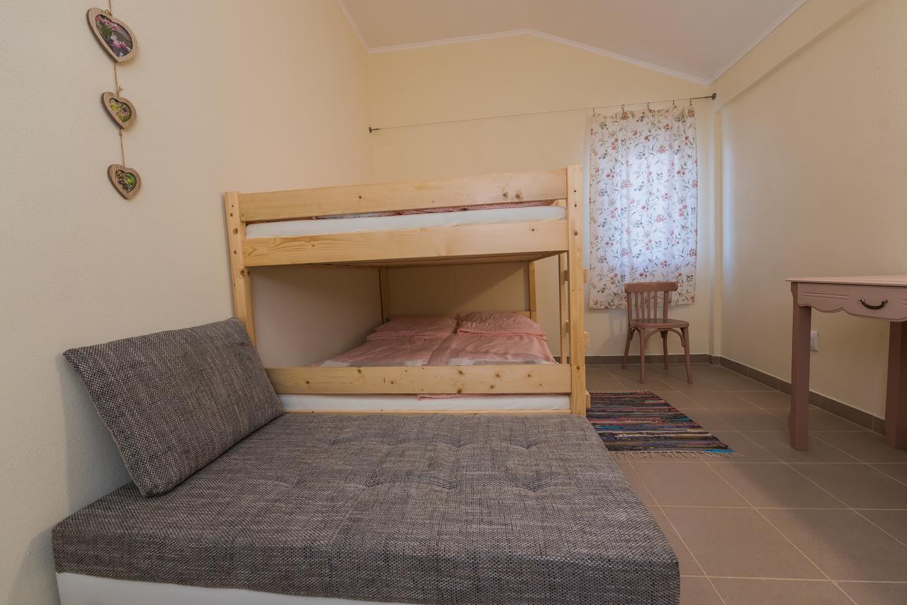 Hotel Centru De Recreere Kentaur Dorolţ Exteriér fotografie